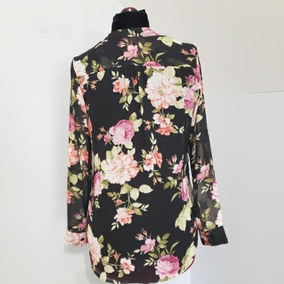 Kut From The Kloth Black and Floral High Low Button Front Tunic Top Medium - Picture 3 of 12